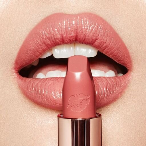 HOT LIPS 2 REFILL IN LOVE WITH OLIVIA